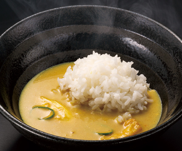 麺を食べ終わったらご飯を入れる